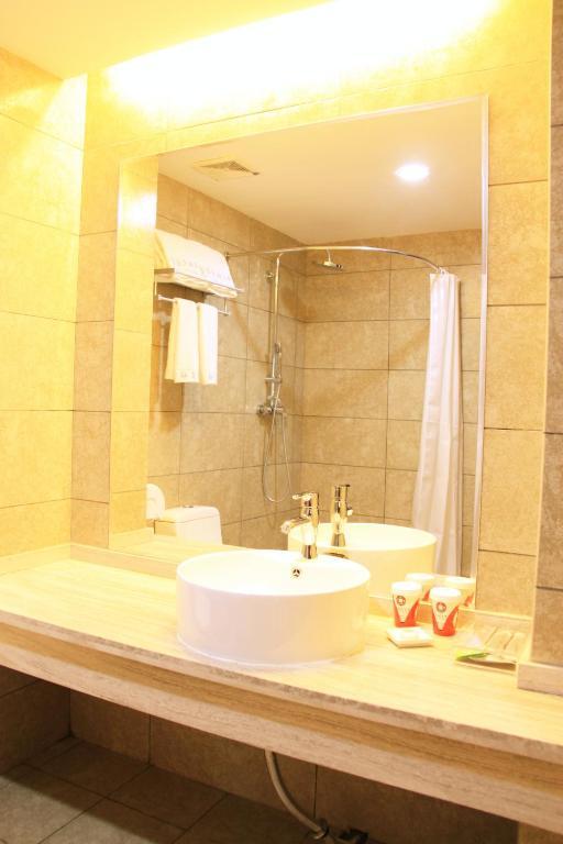 Zhou Wang Cheng Hotel Lojang Kültér fotó